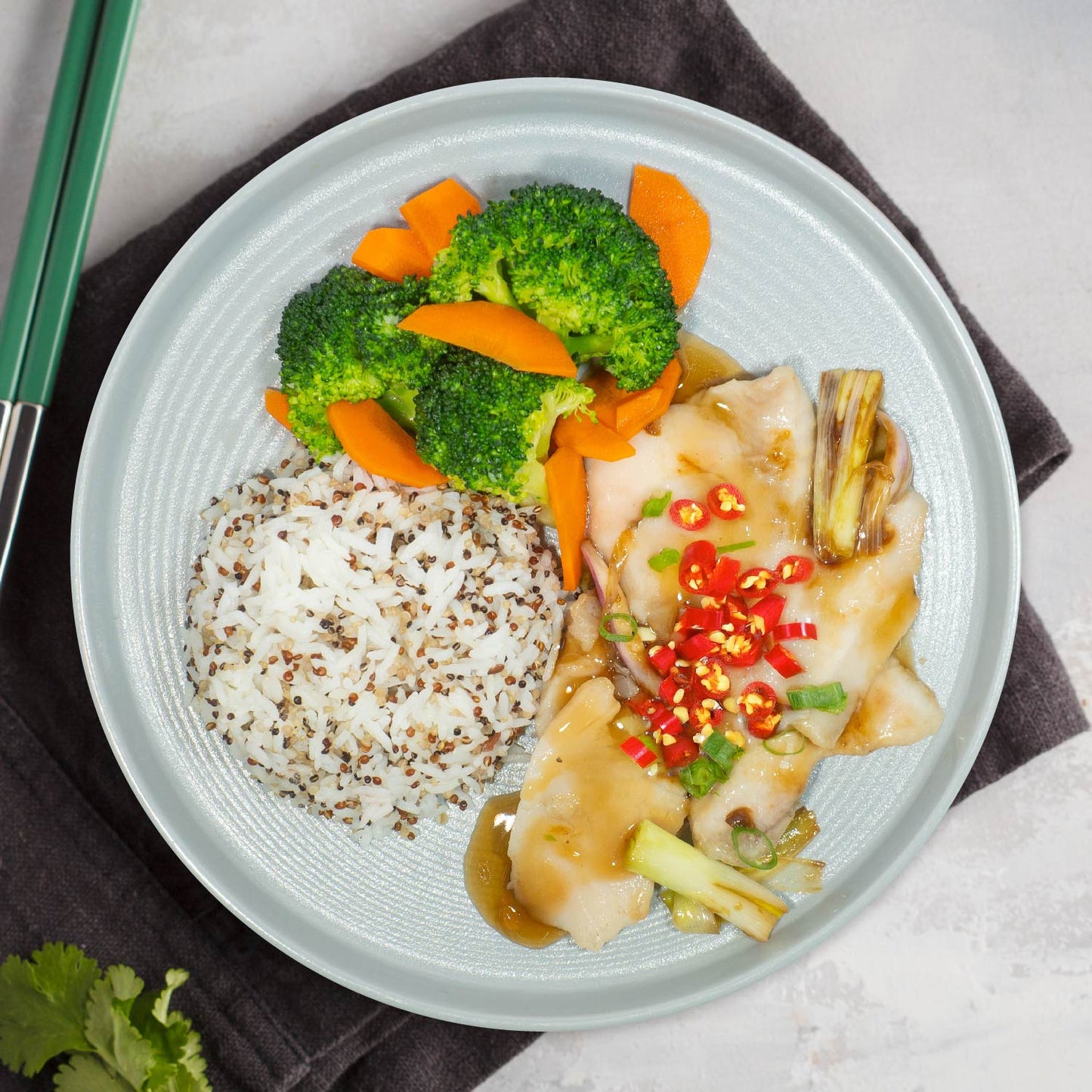 Chopped Mixed Chilli W/ Fish Fillet, Seasonal Vegetables And Chia Seeds Rice