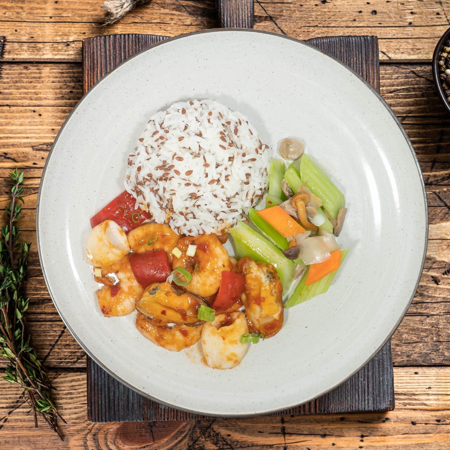 Sichuan Seafood Pot W/ Seasonal Vegetables And Flaxseeds Rice