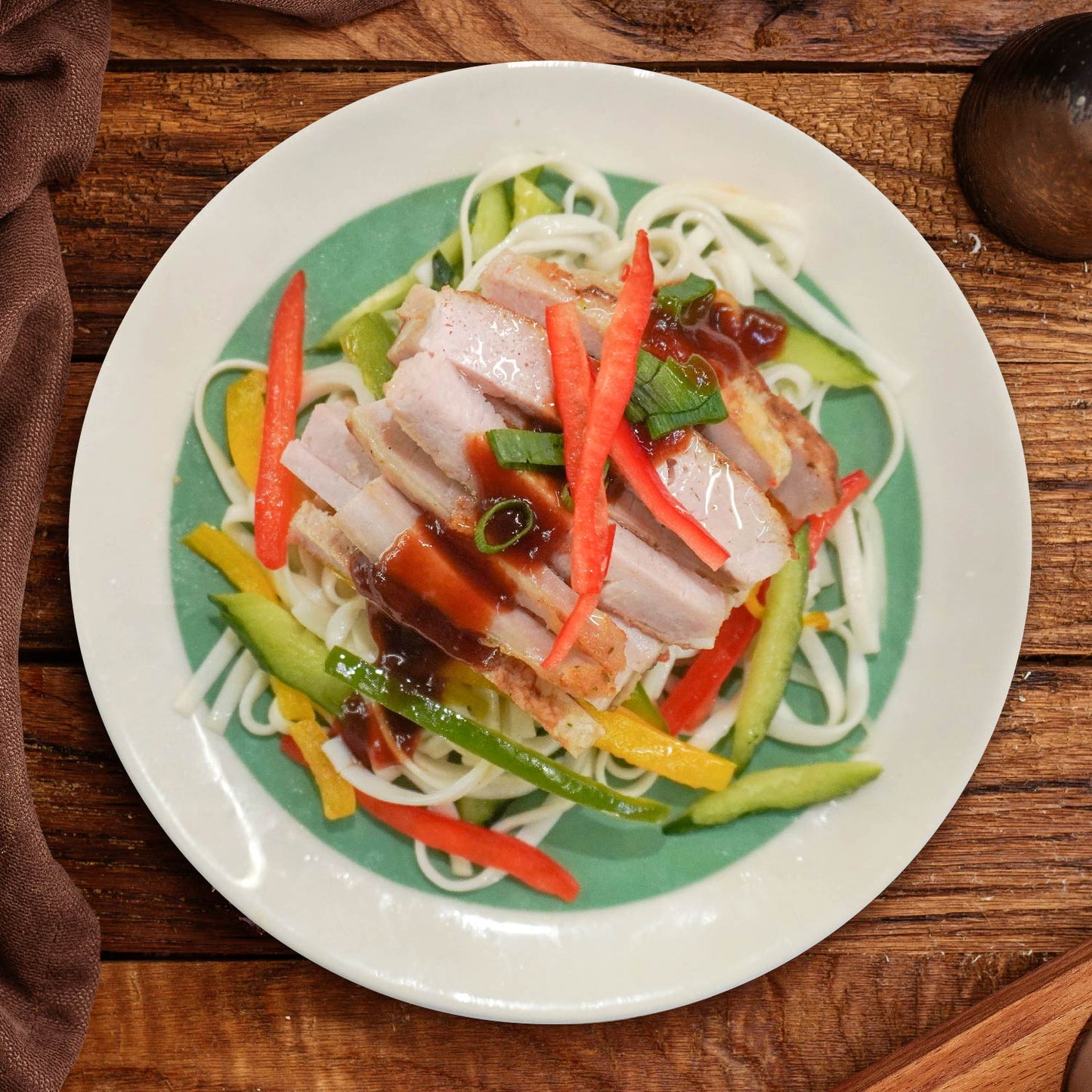 Beijing Shredded Pork W/ Seasonal Vegetable And Health Fried Egg Noodles