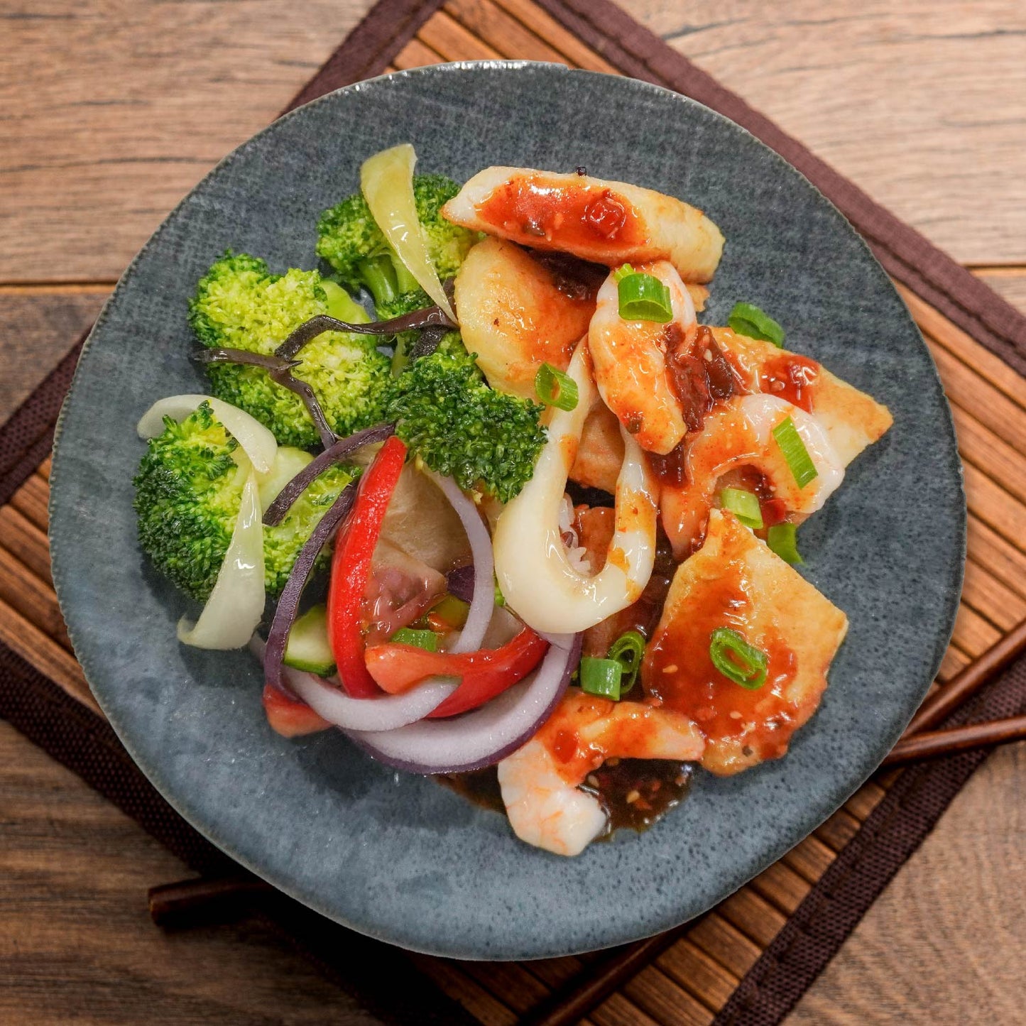 Shanghainese Seafood Claypot W/ Seasonal Vegetable