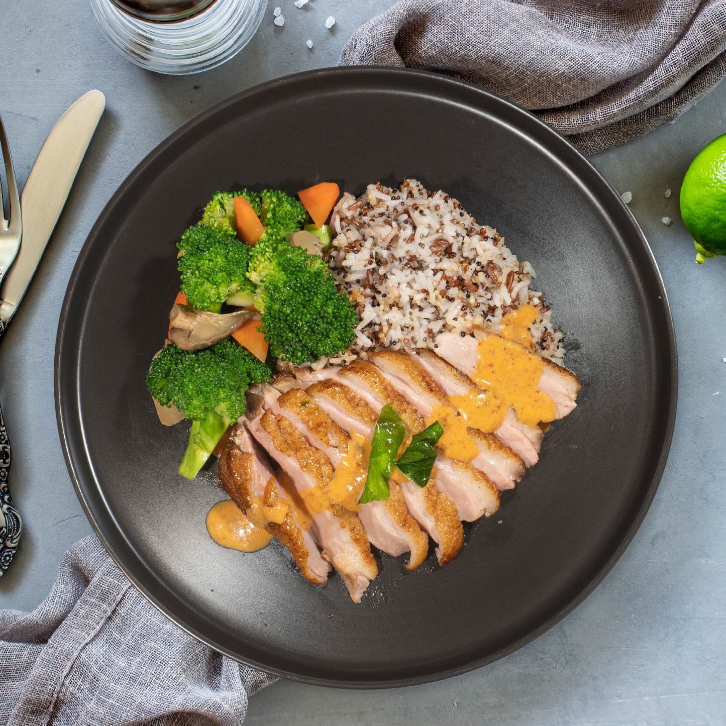 Thai Low Fat Red Duck Curry W/ Asian Greens And Chia Seeds Mix Grains