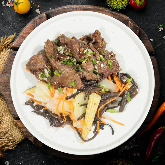 韓式牛肉烤肉配炒雜菜