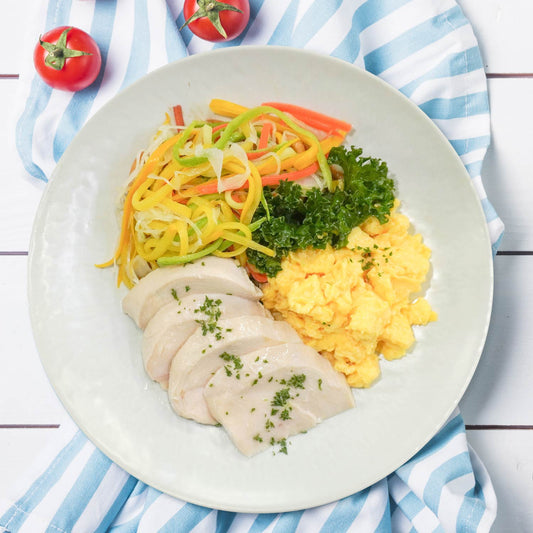 Healthy Yakisoba Zoodles W/ Scrambled Eggs and Herb Chicken Breast