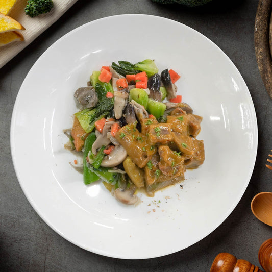 泰式馬沙曼牛肉咖哩配季節蔬菜