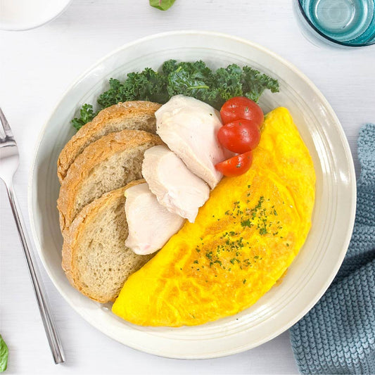 Lean Chicken Breast Omelette w/ Rye Bread