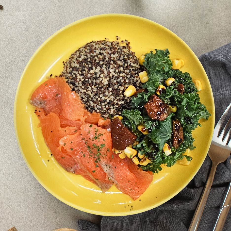 Italian Smoked SalThur Kale Quinoa Salad w/ Honey Balsamic Dressing (Thur)