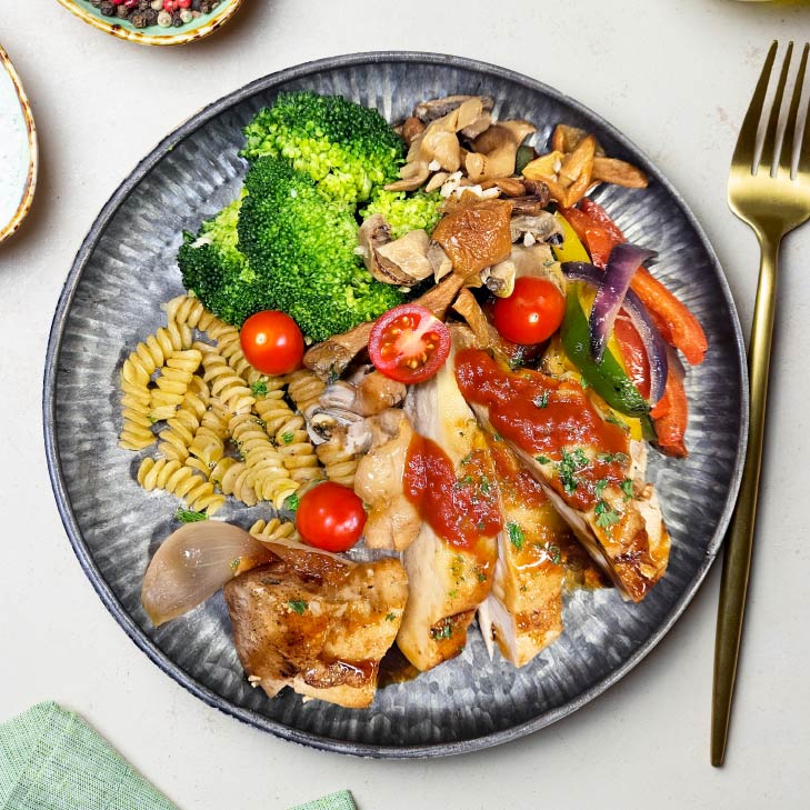 Grilled Chicken Pasta w/ Marinara Sauce (Tue)