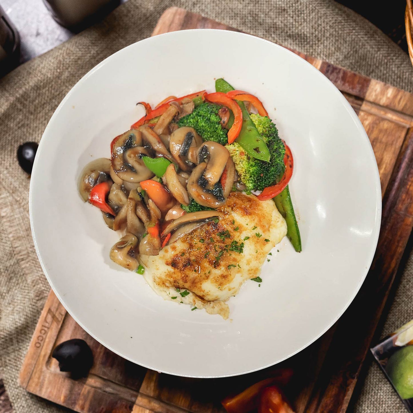 D. Portuguese Peri Peri Mushrooms and Chickpeas W/ Seasonal Vegetables And Low-Fat Potato Gratin