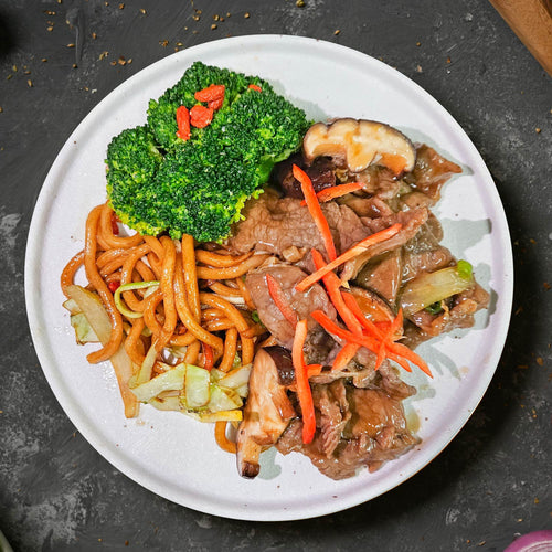 Healthy Beef Stirfry W/ Mushroom, Seasonal Vegetables And Shanghai Noodles