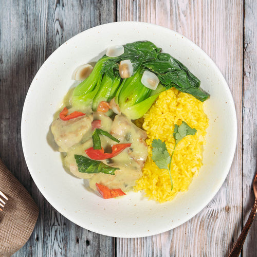 Low-Fat Thai Green Curry Chicken W/ Asian Greens And Coconut Turmeric Rice