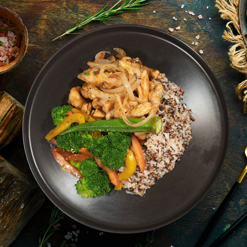 Low Fat Chicken Stroganoff Served W/ Mix Vegetables And Quinoa Mix Grains