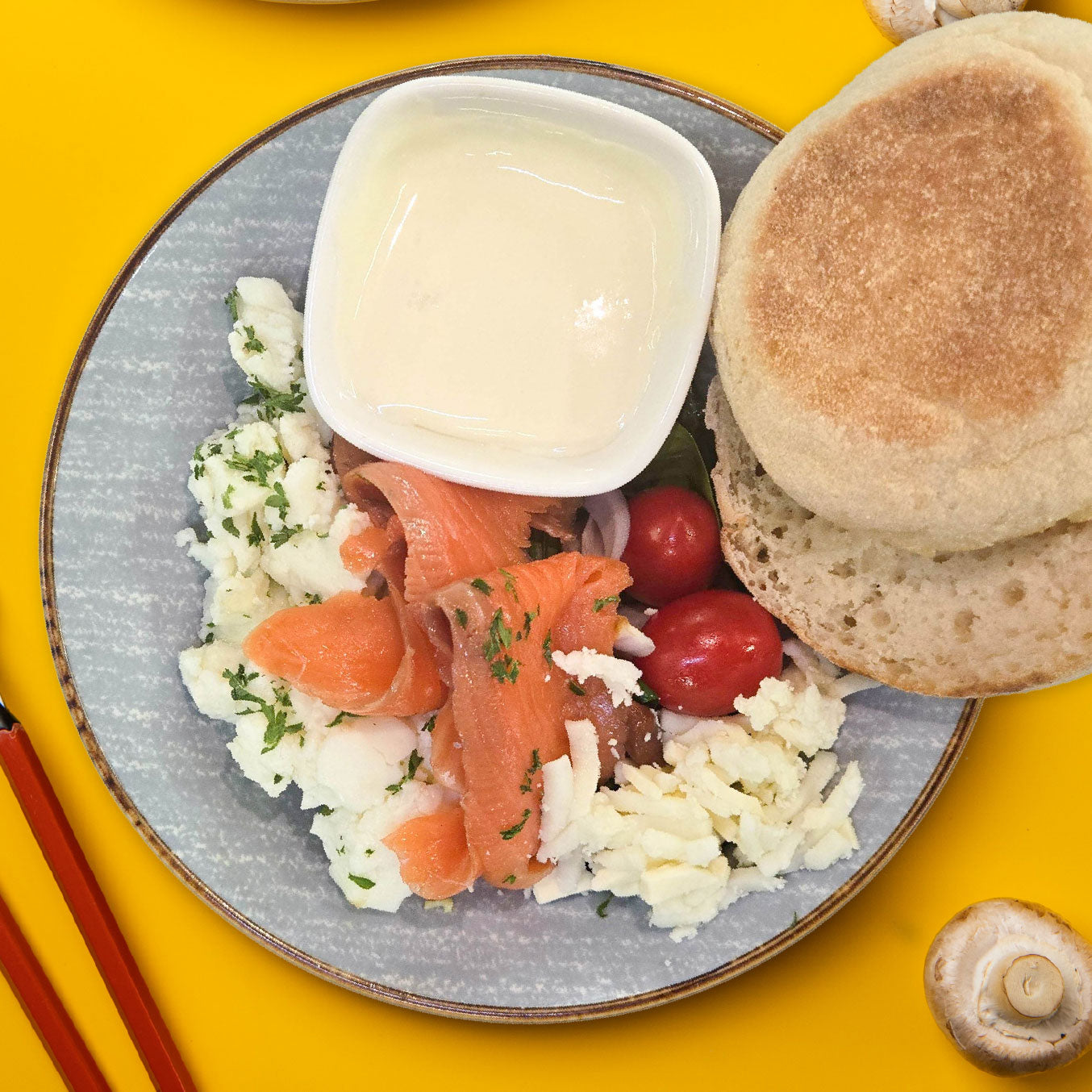 Smoked Salmon and Egg White Muffin w/ Garden Ranch Salad