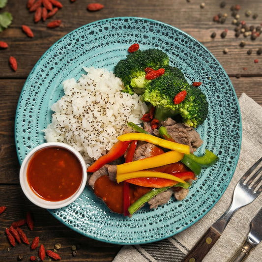Sichuan Style Twice-Cooked Beef w/ Seasonal Vegetables And Chia Seeds Mix Grains