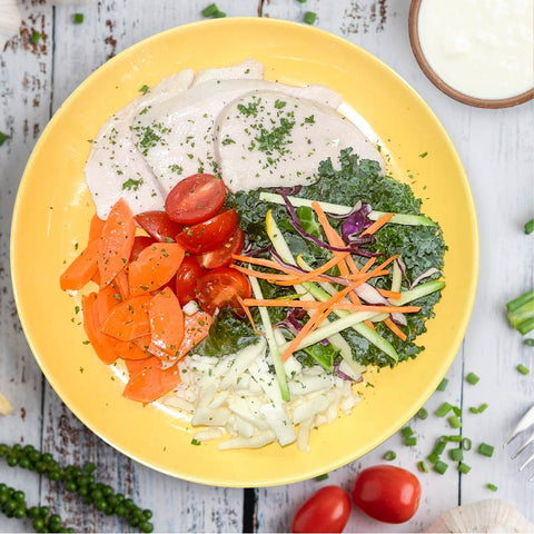 E2.Chicken Kale Quinoa Salad with Low-fat Caesar Dressing (Mon)