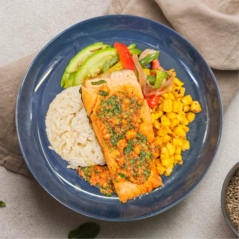 F7.Grilled Salmon Fillet with Brown Rice and Chermoula Sauce (Mon)